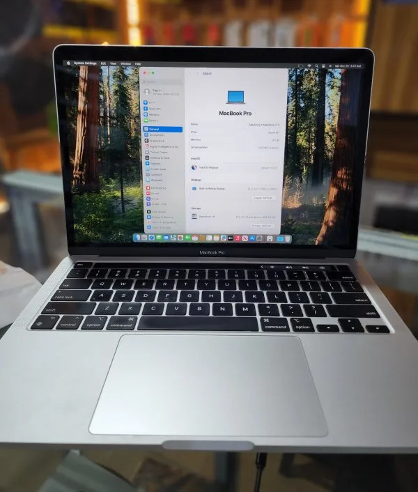 Apple MacBook Pro 13” 2020 M1 | 16GB RAM | 512GB SSD | 8-Core GPU | Touch Bar | UK Used – Excellent